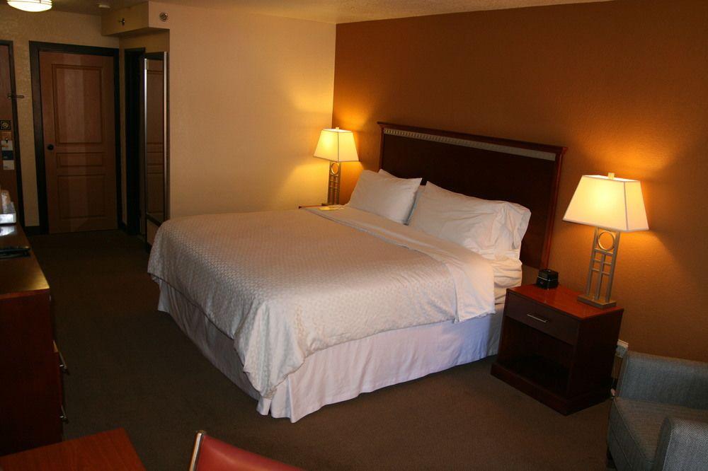 Four Points By Sheraton Tucson Airport Экстерьер фото